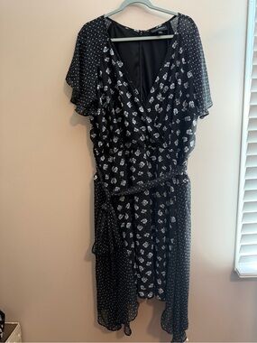 Lane Bryant Black Floral High-Low Wrap Dress with White Print